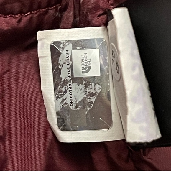 The North Face Women's Inlux Insulated Jacket Sz S In Deep Garnet Red Heather - Picture 9 of 12